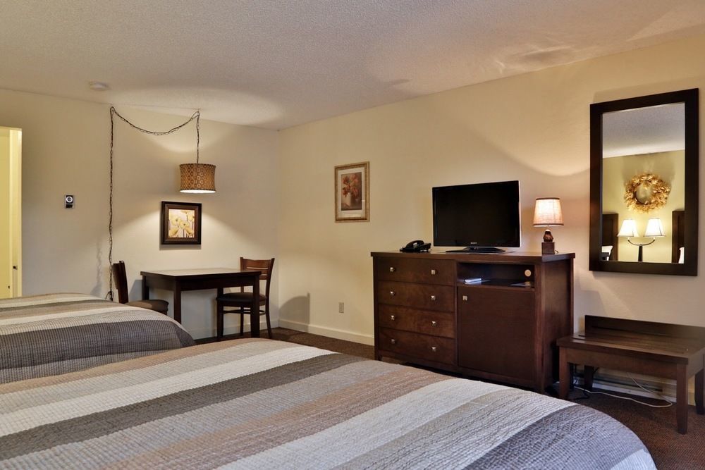 Harbor Inn Freeland Ngoại thất bức ảnh