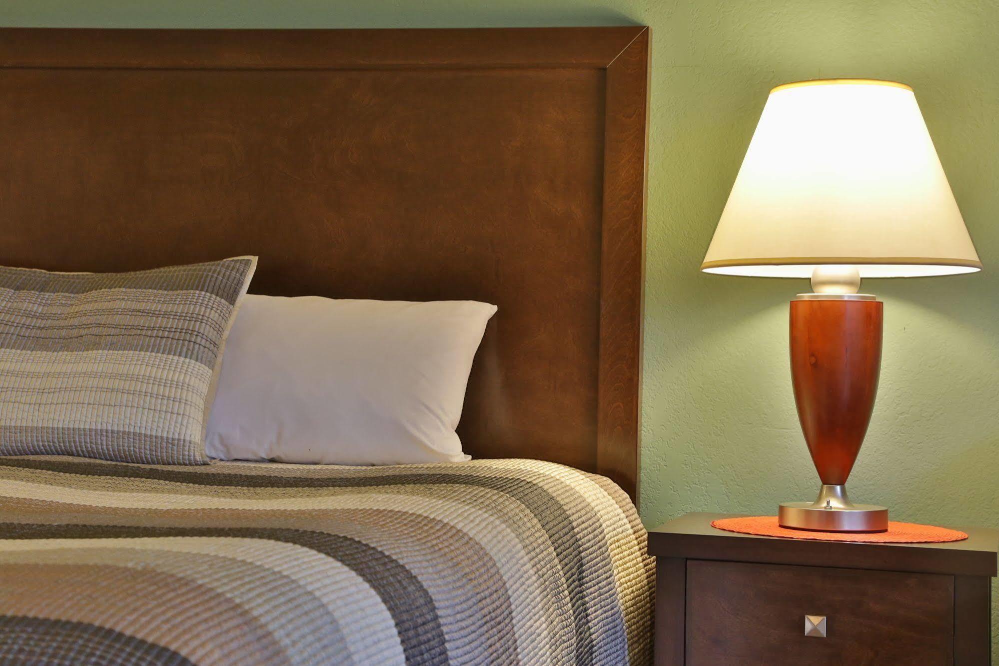 Harbor Inn Freeland Ngoại thất bức ảnh