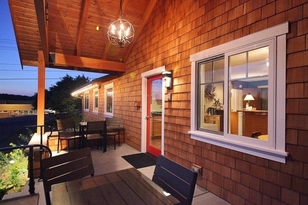 Harbor Inn Freeland Ngoại thất bức ảnh